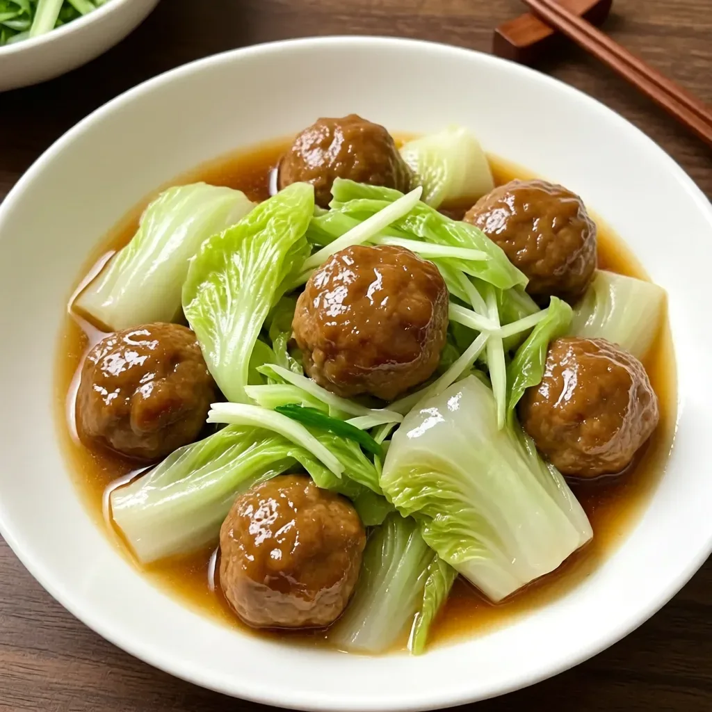 Braised Cabbage Lion's Head Meatballs
