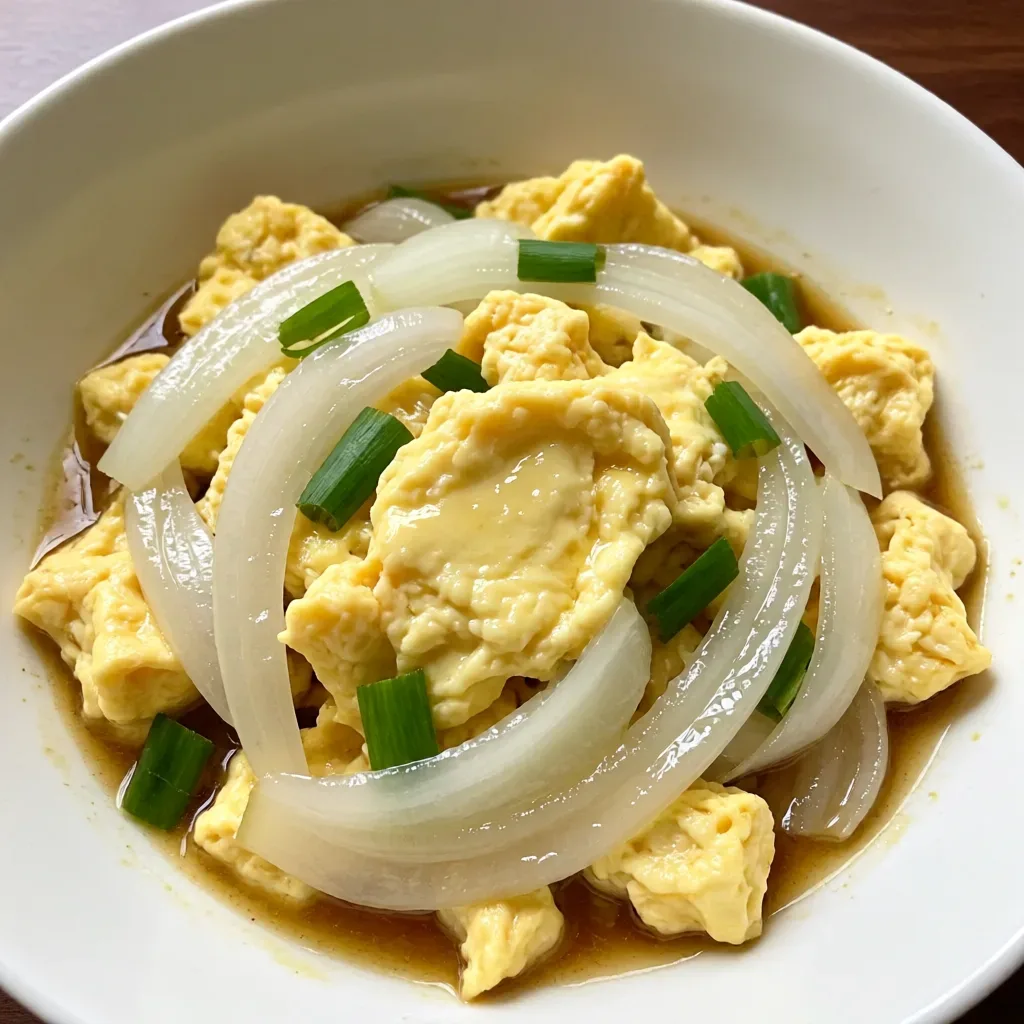 Stir-Fried Eggs with Onion